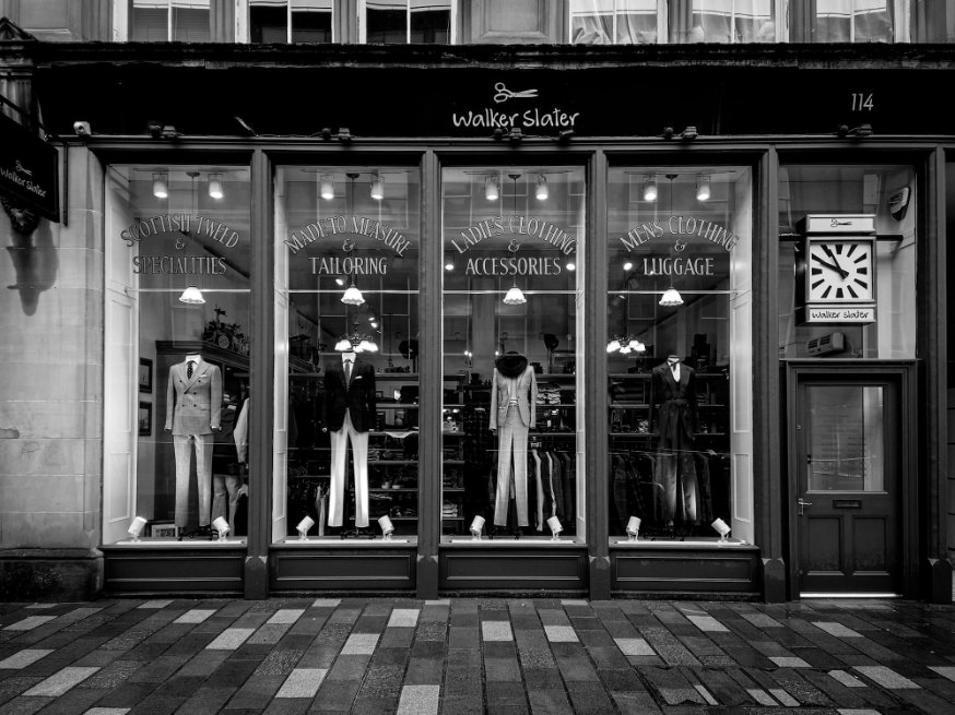 5 Brand Mistakes That Destroyed Companies Overnight