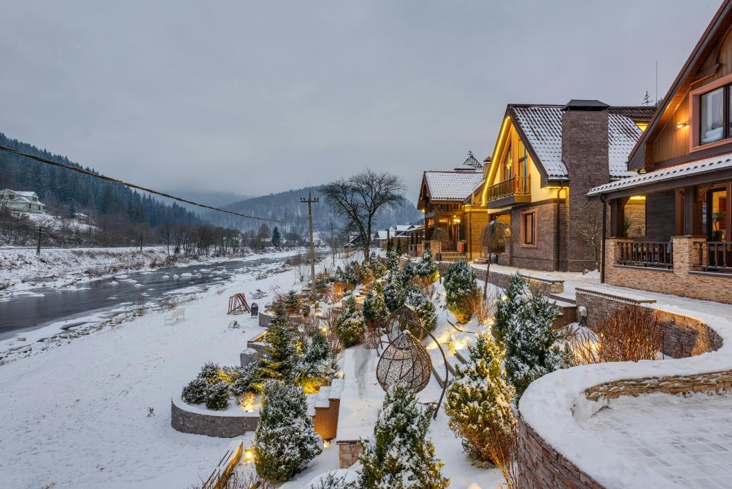 America’s 10 Most Luxurious Houses Empire