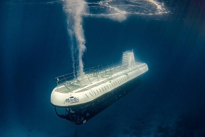 Ever Dreamed of Underwater Adventures? The Atlantis Submarine Trip of a Lifetime Is Waiting in 2025!