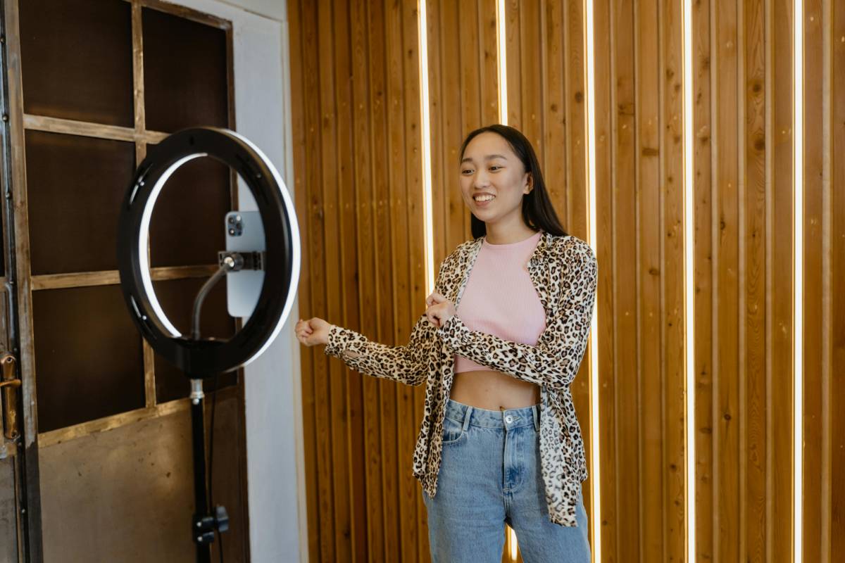 The Influence of Social Media on Fashion Trends