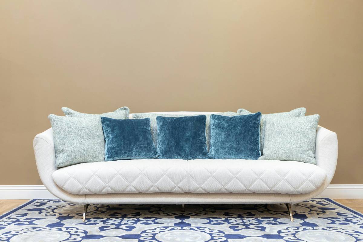 Chic and Cheap: Budget Decor Ideas for Modern Living Rooms