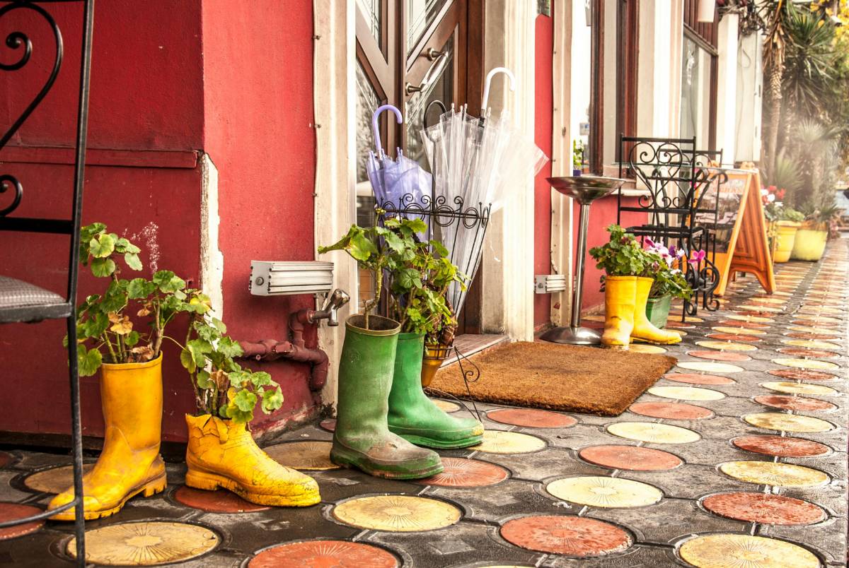 Reusing and Repurposing: Budget-Friendly Decor on a Dime